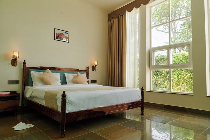 Room 8 of 22