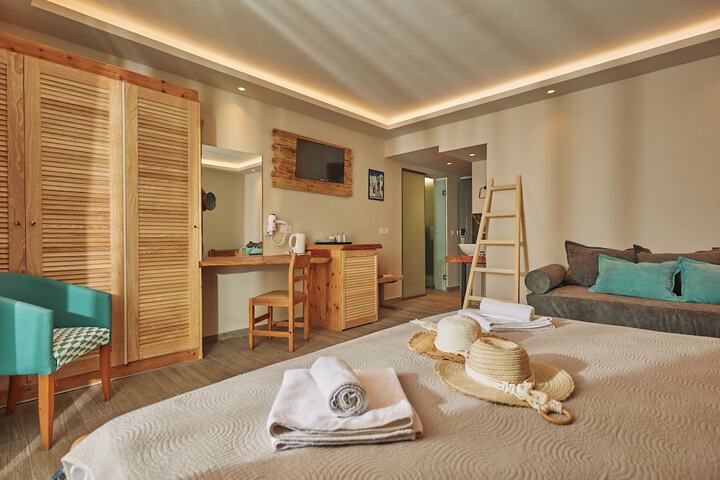 Room 47 of 161