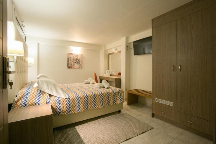 Room 19 of 50