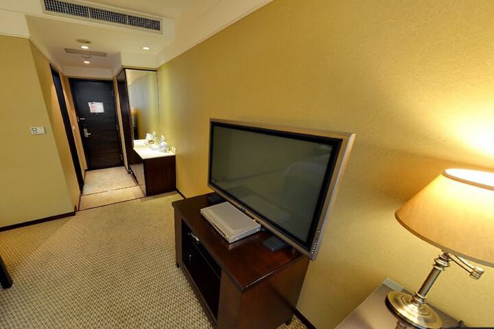 Room 20 of 54