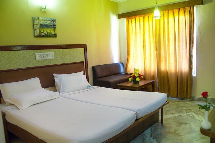 Room 12 of 23