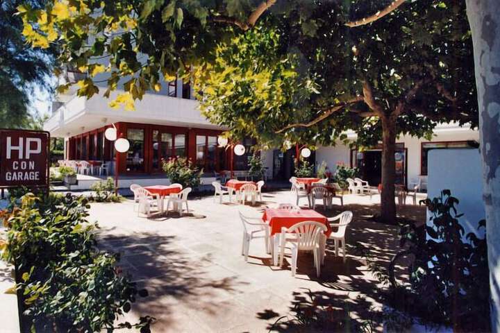 Dining Photos