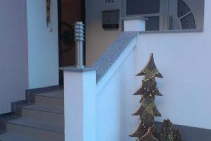 Hotel 6 of 7