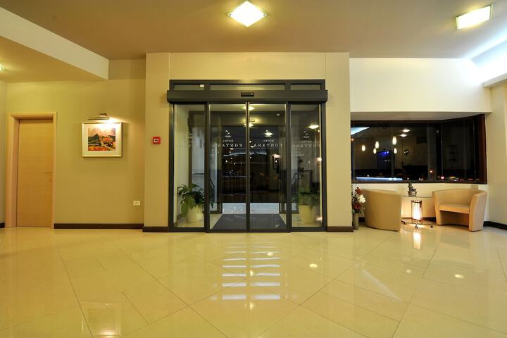Hotel 2 of 55