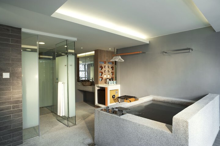 Room 20 of 40