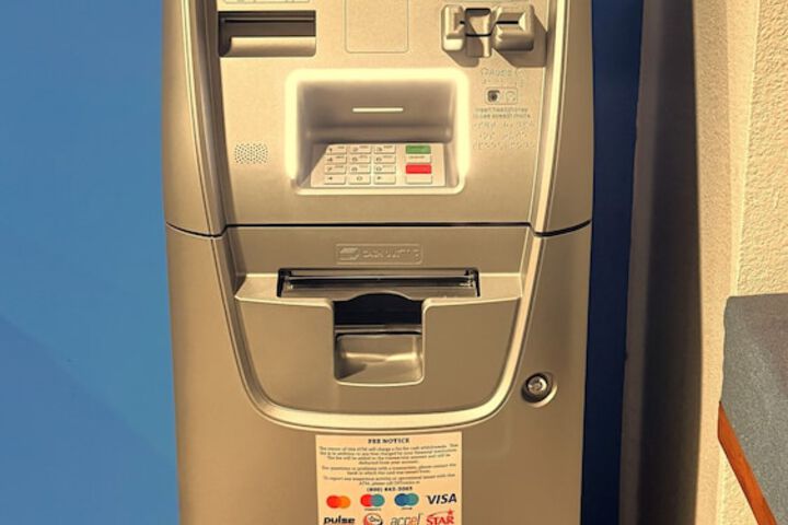 ATM/banking on site