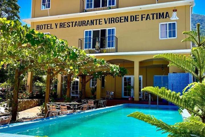 Exterior of Hotel y Restaurante Virgen de Fátima
