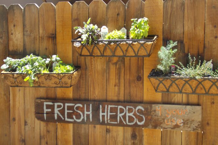 Property Grounds 47 of 51