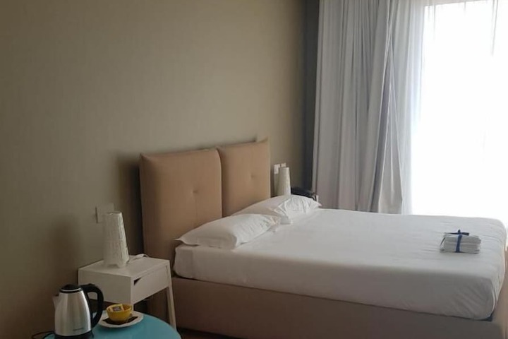 Room 20 of 49