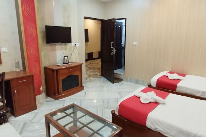 HOTEL RIZ VARANASI