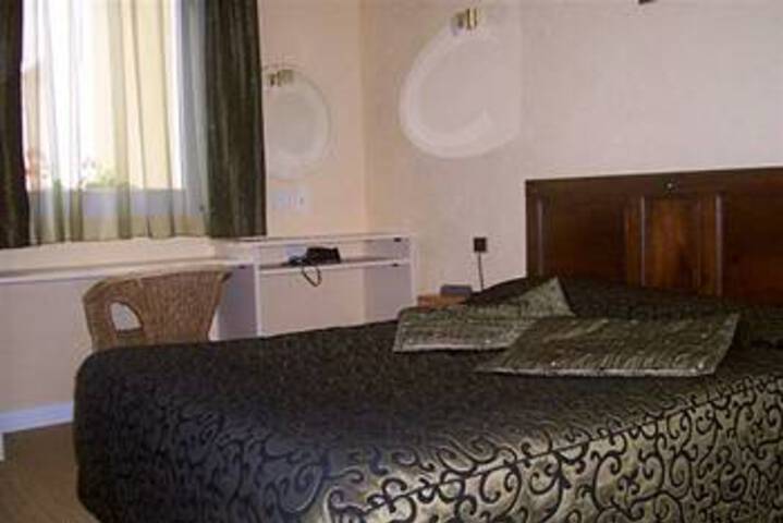 Room 7 of 23