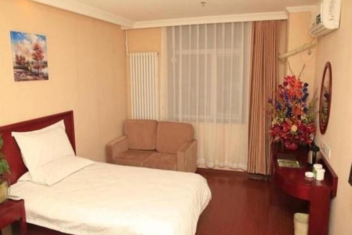 Room 7 of 46