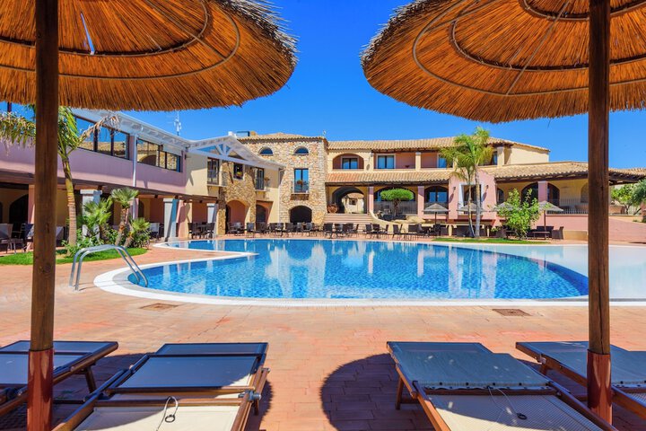 Pool 5 of 17