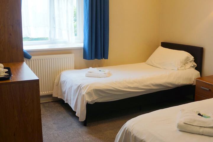 Room 14 of 162
