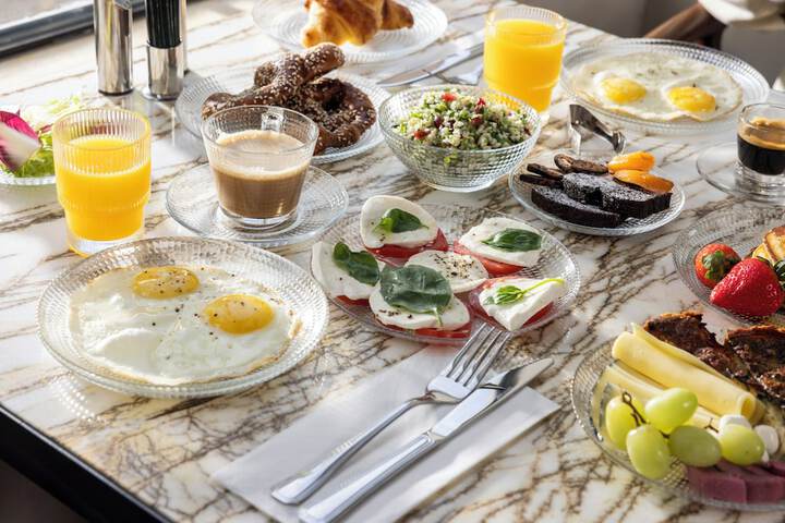 Breakfast/Coffee Service 37 of 39