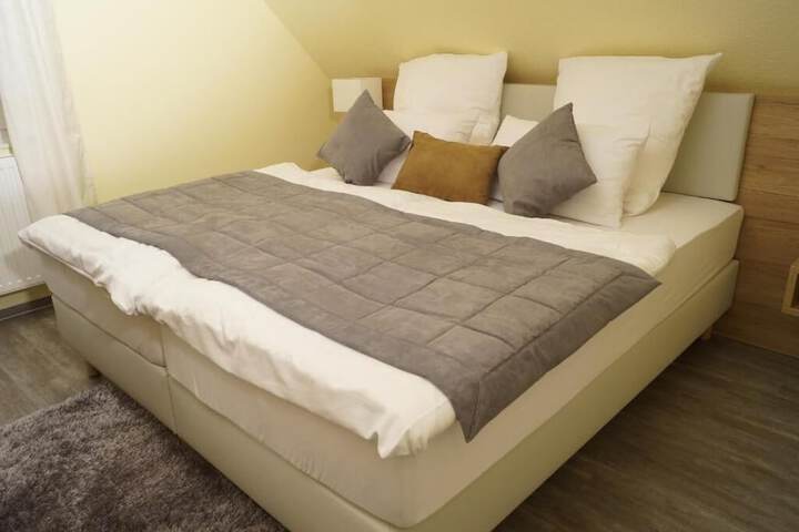 Room 25 of 58
