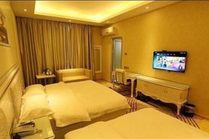 Room 16 of 83