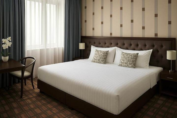 Room 4 of 10