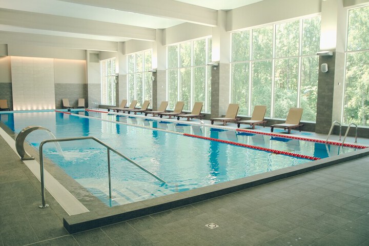 Hotel Pool