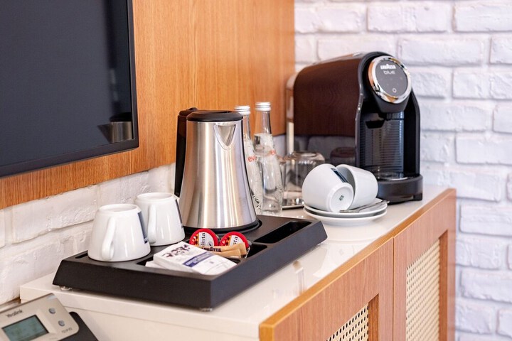 Breakfast/Coffee Service 45 of 88