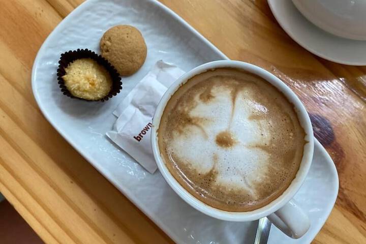Breakfast/Coffee Service 127 of 144