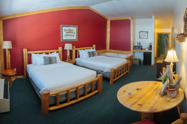 Room 27 of 111
