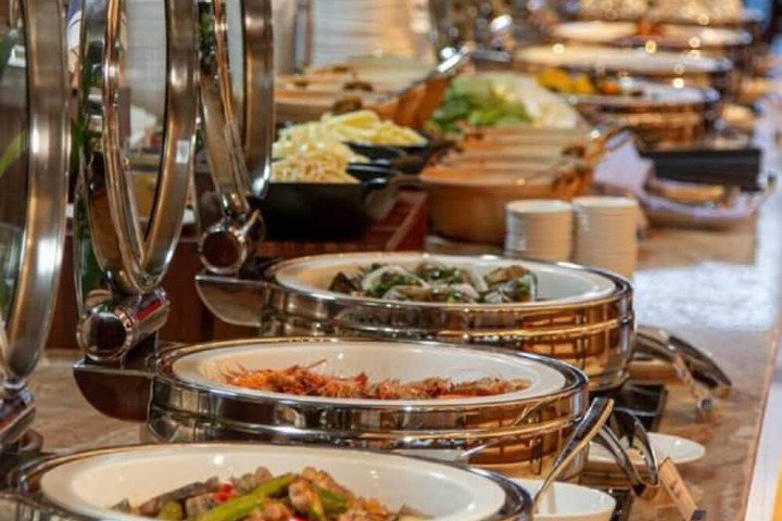 Dining 61 of 93