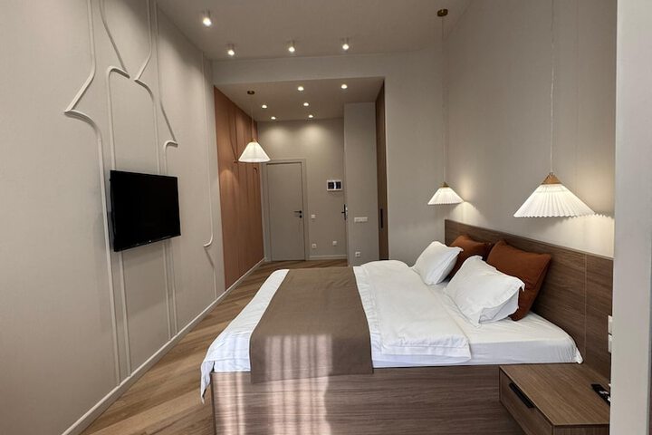 Room 70 of 117