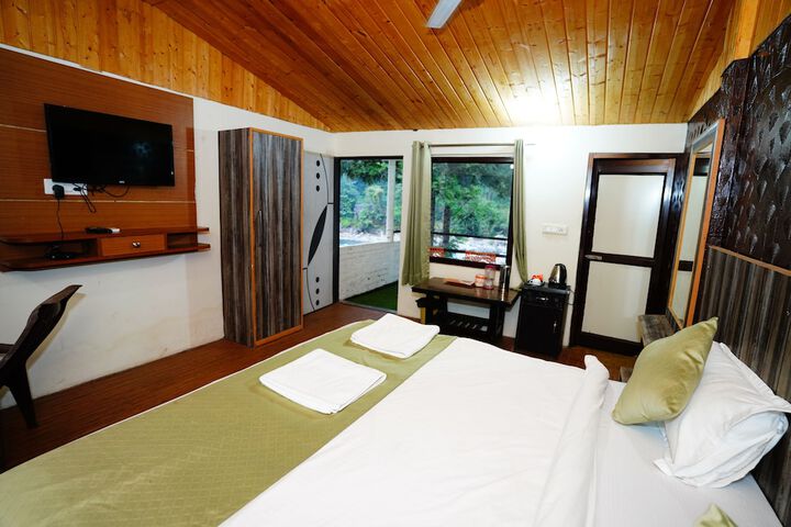 Room 15 of 46