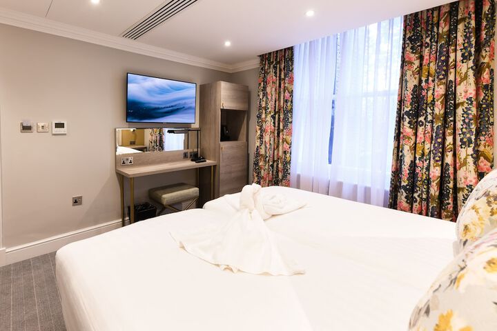 Room 5 of 55