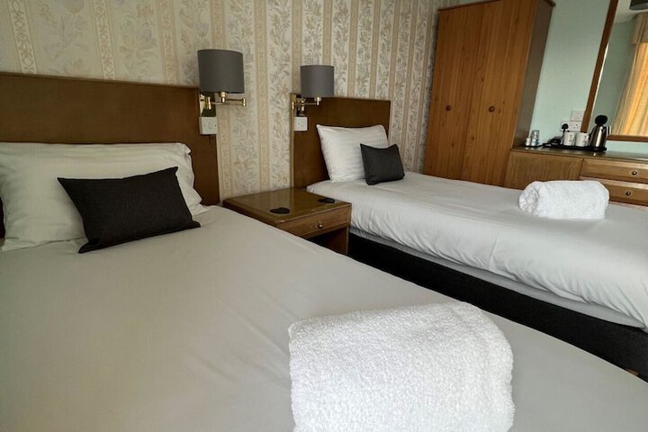 Room 12 of 54