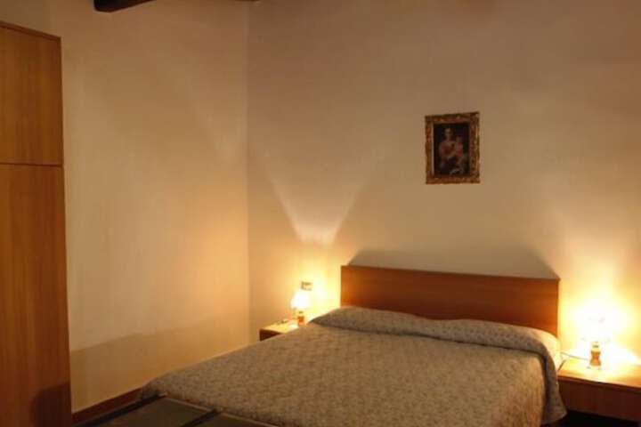 Room 7 of 40