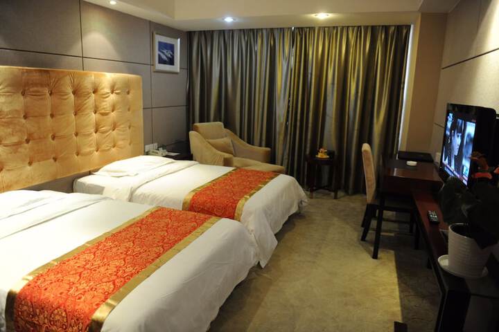 Room 7 of 23