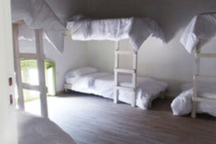 Room 25 of 58