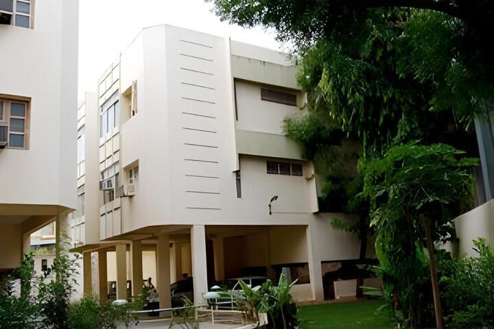 Vandana Hotel