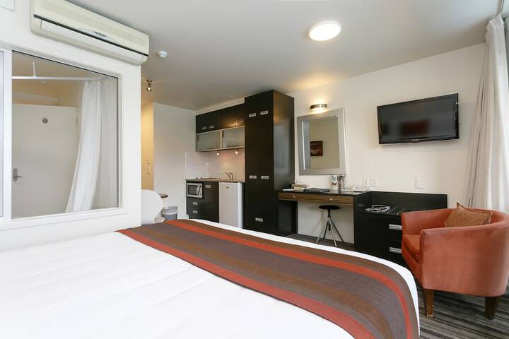 Room 75 of 200
