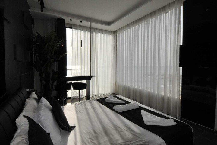 Room 26 of 36