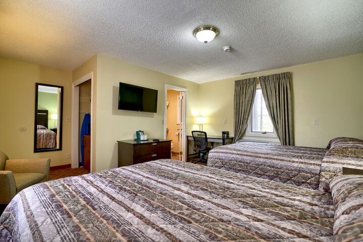 Double Bed Court Side View (7 of 18)