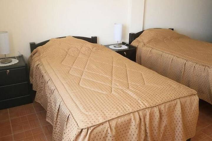 Room 6 of 35