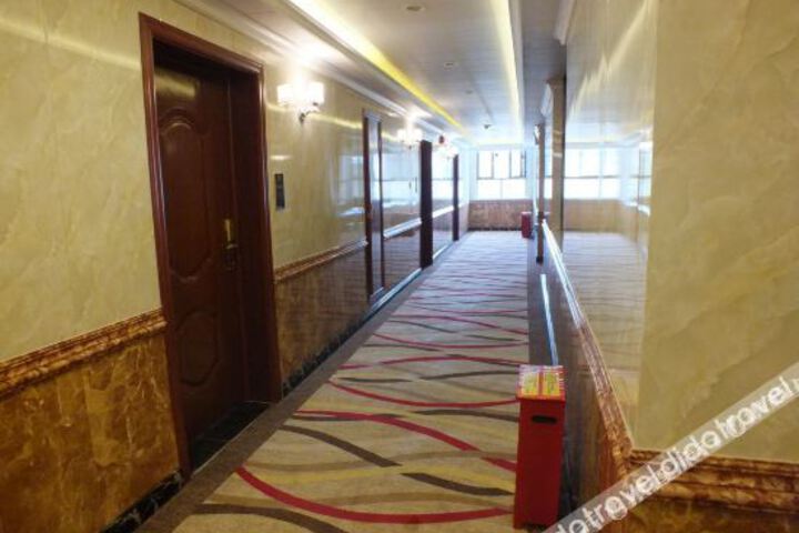 Hotel Interior 7 of 19