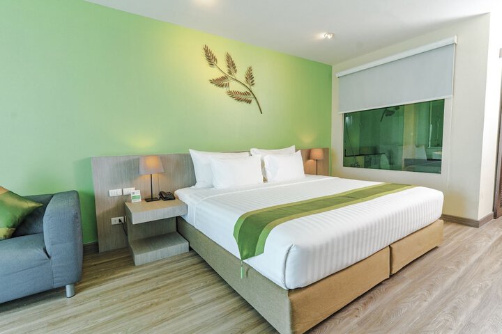Room 4 of 34