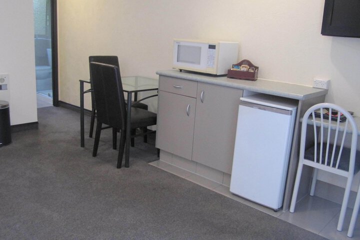 Room 50 of 120