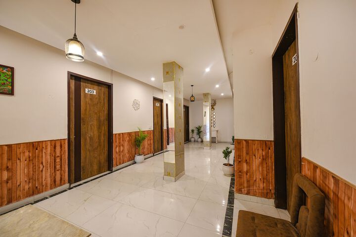Hotel Interior 2 of 30