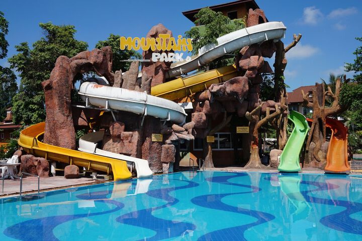 Photo of Nakhaburi Hotel & Resort