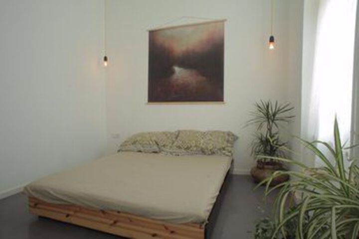 Room 4 of 20