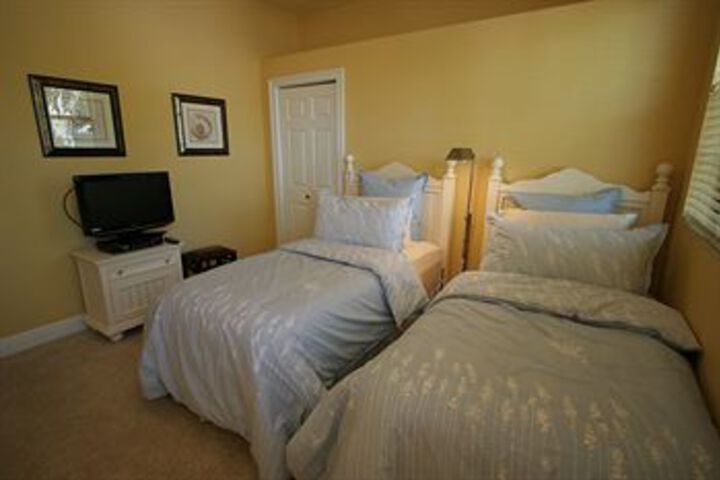 Room 37 of 104