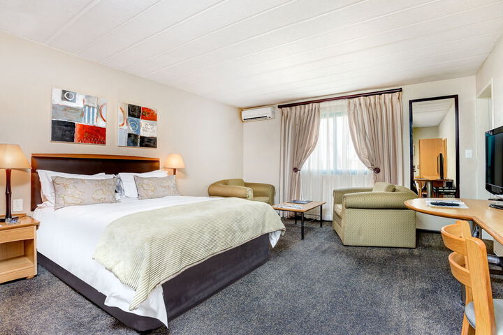 Room 11 of 21