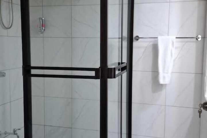 Room 50 of 159