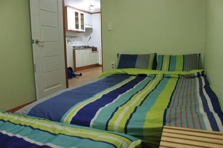 Room 5 of 57