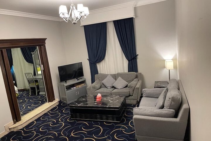 Room 42 of 61